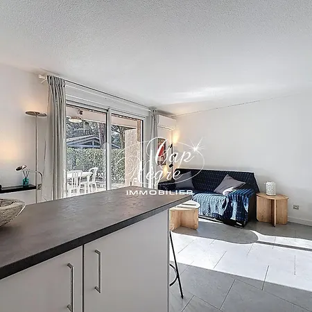 T2 Renove Pour 4p Avec Jardin, Avec Piscine A 750m De La De Cavaliere Apartment Le Lavandou