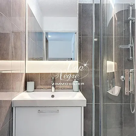 T2 Renove Pour 4p Avec Jardin, Avec Piscine A 750m De La De Cavaliere Le Lavandou