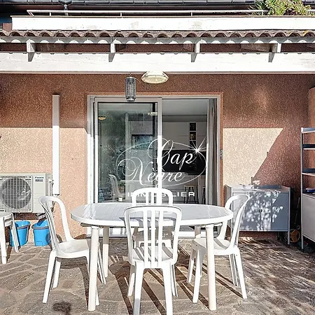 T2 Renove Pour 4p Avec Jardin, Avec Piscine A 750m De La De Cavaliere *